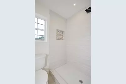 9822 Thorn Street, Houston, TX 77078 - Photo 21