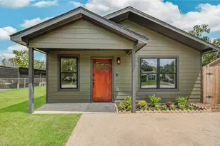 9822 Thorn St, Houston, TX 77078 - Photo 3