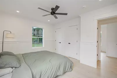 9822 Thorn Street, Houston, TX 77078 - Photo 17