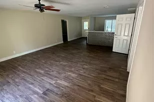722 Indian Hill Blvd, Livingston, TX 77351 - Photo 3