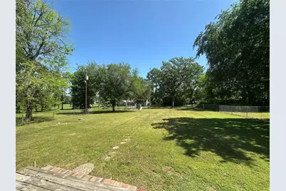 722 Indian Hill Boulevard, Livingston, TX 77351 - Photo 13