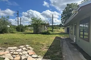 434 Spur Dr, Bandera, TX 78003 - Photo 27