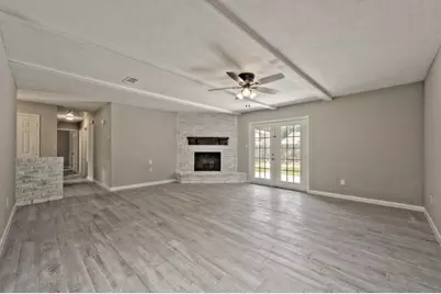 23906 Spring Towne Drive, Spring, TX 77373 - Photo 5