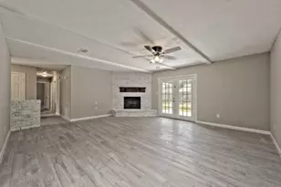 23906 Spring Towne Dr, Spring, TX 77373 - Photo 5