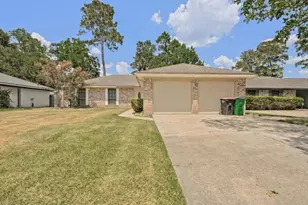 23906 Spring Towne Dr, Spring, TX 77373 - Photo 3