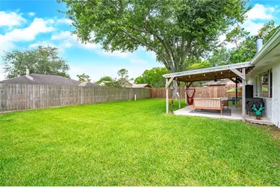 16710 Nina Drive, Friendswood, TX 77546 - Photo 33
