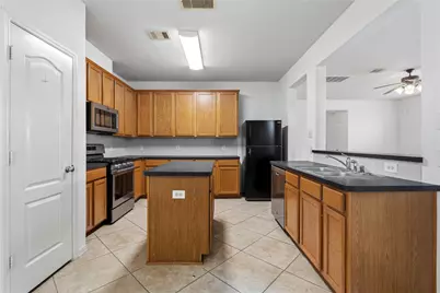 7414 Hollister Spring, Houston, TX 77040 - Photo 9