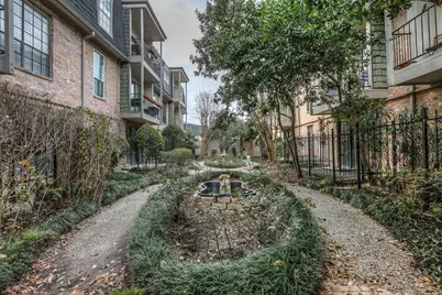 2425 Underwood Street #350, Houston, TX 77030 - Photo 27