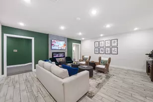 6804 Westview Dr, Houston, TX 77055 - Photo 31