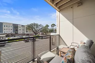 6804 Westview Dr, Houston, TX 77055 - Photo 11