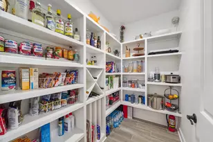 6804 Westview Dr, Houston, TX 77055 - Photo 9