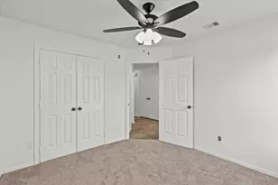 4835 Chase More Dr, Bacliff, TX 77518 - Photo 17