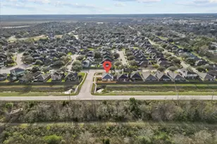 4835 Chase More Dr, Bacliff, TX 77518 - Photo 35