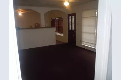 5422 Thrush Drive, Houston, TX 77033 - Photo 3