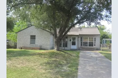 5422 Thrush Drive, Houston, TX 77033 - Photo 1