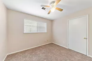 5522 Ariel St, Houston, TX 77096 - Photo 17