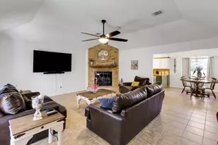 144 Thornton, Trinity, TX 75862 - Photo 9