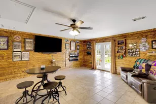 144 Thornton, Trinity, TX 75862 - Photo 23