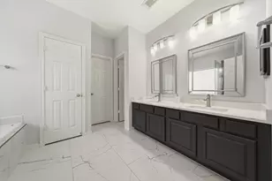 9003 Kinnel Ln, Tomball, TX 77375 - Photo 9