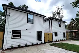 8217 Crestview Dr, Houston, TX 77028 - Photo 1