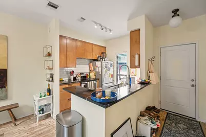 2100 Commonwealth Street #M, Houston, TX 77006 - Photo 5
