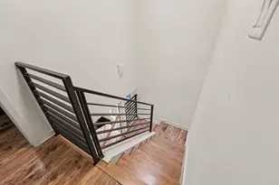2100 Commonwealth St, Houston, TX 77006 - Photo 11