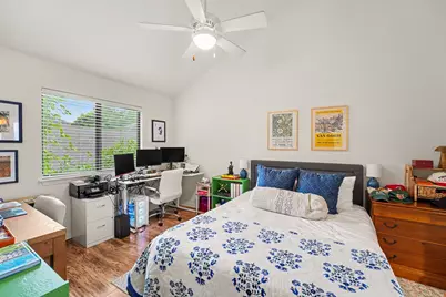 2100 Commonwealth Street #M, Houston, TX 77006 - Photo 15