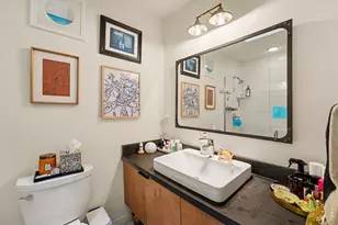 2100 Commonwealth St, Houston, TX 77006 - Photo 21