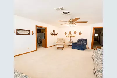 317 Richmond Street, Angleton, TX 77515 - Photo 3