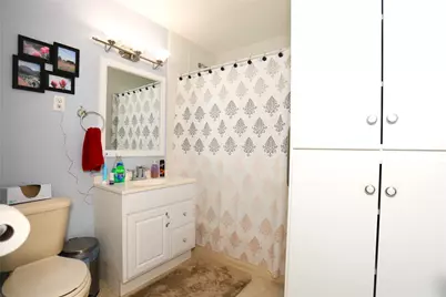 726 W 8th Street, Freeport, TX 77541 - Photo 9