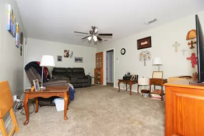 726 W 8th Street, Freeport, TX 77541 - Photo 3
