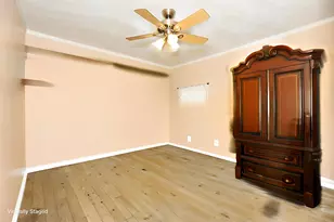 726 W 8th St, Freeport, TX 77541 - Photo 5