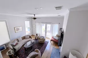 939 Queen Annes Rd, Houston, TX 77024 - Photo 9