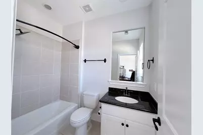 939 Queen Annes Road, Houston, TX 77024 - Photo 39