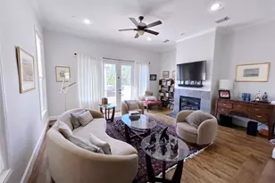 939 Queen Annes Rd, Houston, TX 77024 - Photo 33