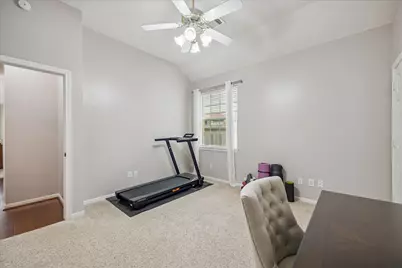 13818 Mill Garden Court, Houston, TX 77059 - Photo 33