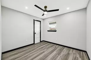 16240 2nd St, Rosharon, TX 77583 - Photo 23