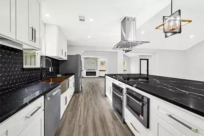 16240 2nd Street, Rosharon, TX 77583 - Photo 11