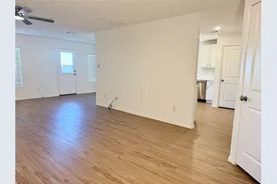 7306 Greenbriar Canyon Lane, Katy, TX 77493 - Photo 7