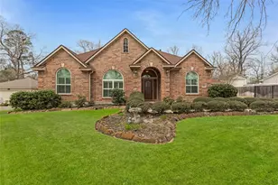 2313 Carriage Run E, Conroe, TX 77384 - Photo 3