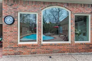 2313 Carriage Run E, Conroe, TX 77384 - Photo 11