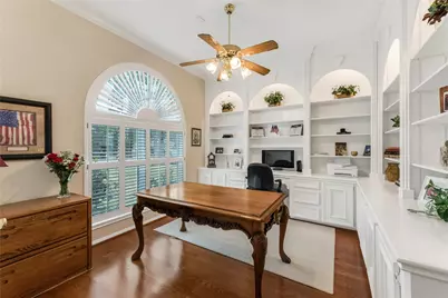 2313 Carriage Run E, Conroe, TX 77384 - Photo 7