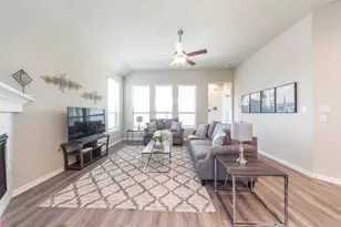 2151 Long Spring Dr, Missouri City, TX 77459 - Photo 7