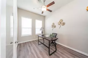 2151 Long Spring Dr, Missouri City, TX 77459 - Photo 3