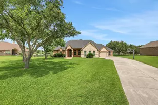 226 Houston Point Dr, Beach City, TX 77523 - Photo 3