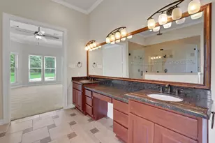 226 Houston Point Dr, Beach City, TX 77523 - Photo 19