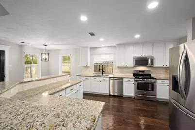 7 Delta Mill Court, Conroe, TX 77385 - Photo 11