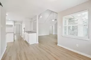 2010 Deer Springs Dr, Kingwood, TX 77339 - Photo 13