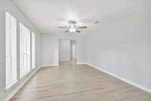 2010 Deer Springs Dr, Kingwood, TX 77339 - Photo 23