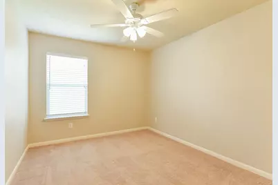 13118 Kingston Point Lane, Houston, TX 77047 - Photo 13